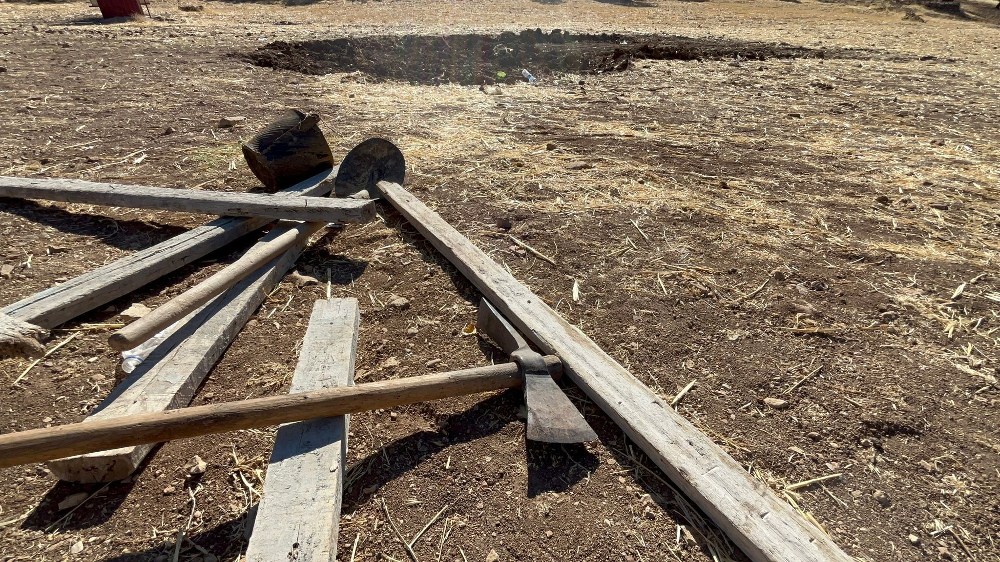 4 Kuzene Mezar Olan Kuyu Toprakla Kapatıldı (4)