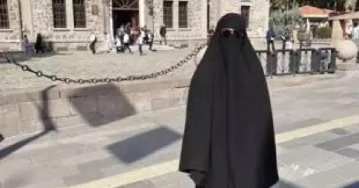 A N K A R A D A C A R S A F L A G E Z E N E R K E K A D L I K O N 972436 288765 Gencgazete