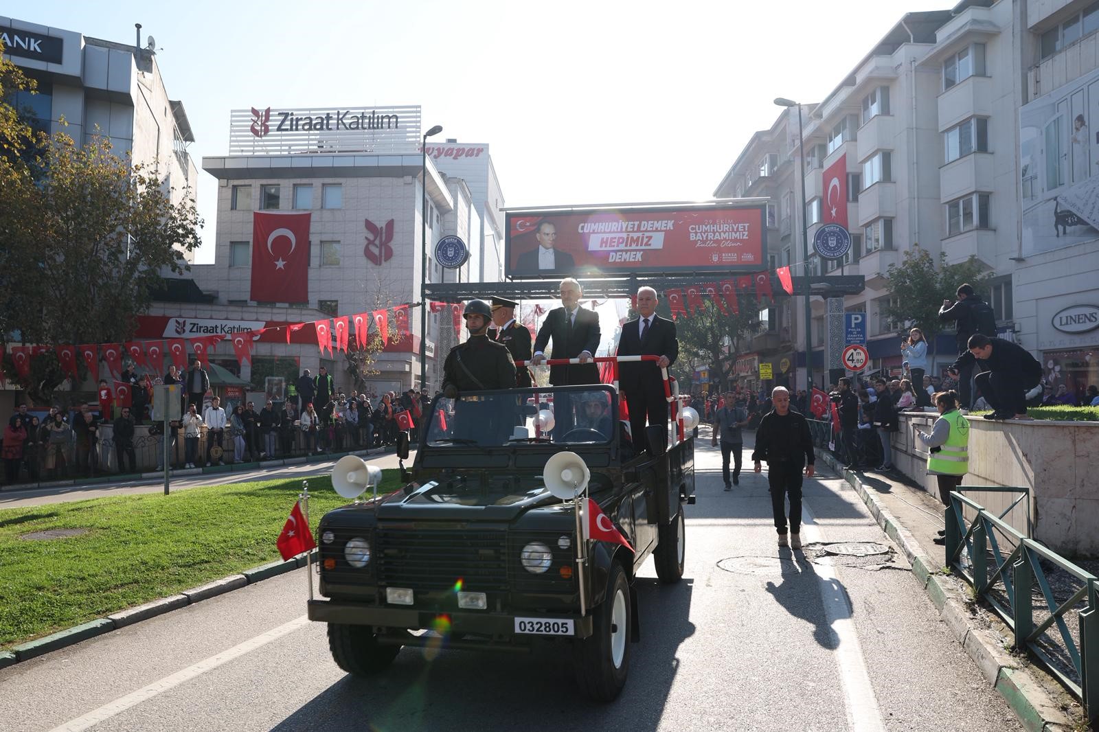 Bursa’da Cumhuriyet’in 102. Yılı Büyük Coşkuyla Kutlandı