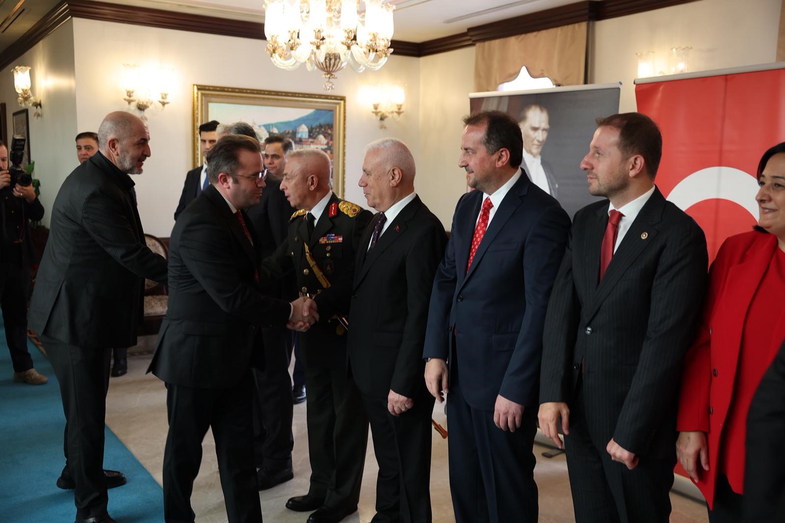 Bursa’da Cumhuriyet’in 102. Yılı Büyük Coşkuyla Kutlandı-3