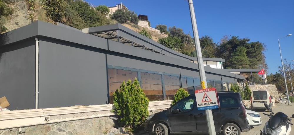 Bursa'da milli emlak arazisinde tartışmalı inşaat!