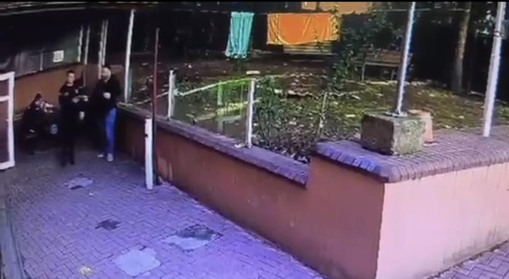 Bursa’da İtfaiye Bahçesine Atılan Kola Şişesi Korkuttu-1