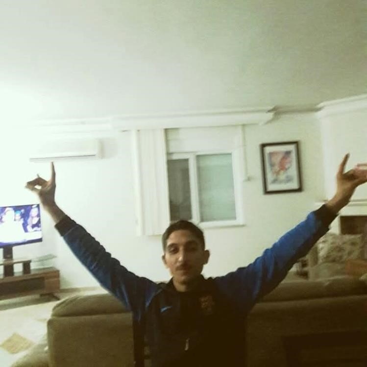 Antalya'da Sokakta Bıçaklandı, Cesedi Sarp Kayalıklarda Bulundu (3)