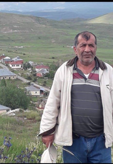 Babasının Cenazesinde Dayısını Da Kaybetti (1)