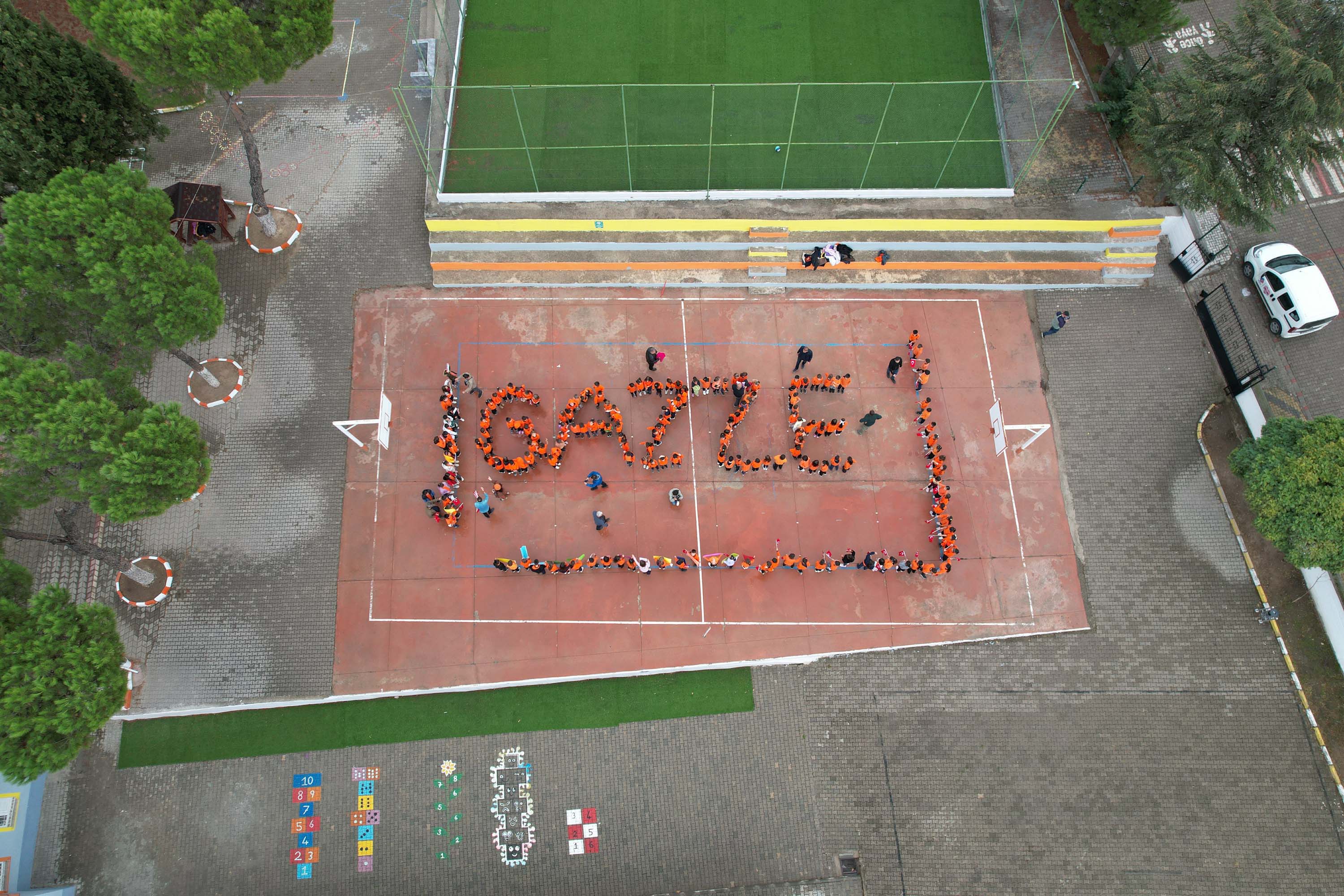 Balıkesir'de Öğrencilerden 'Gazze' Mesajı (7)