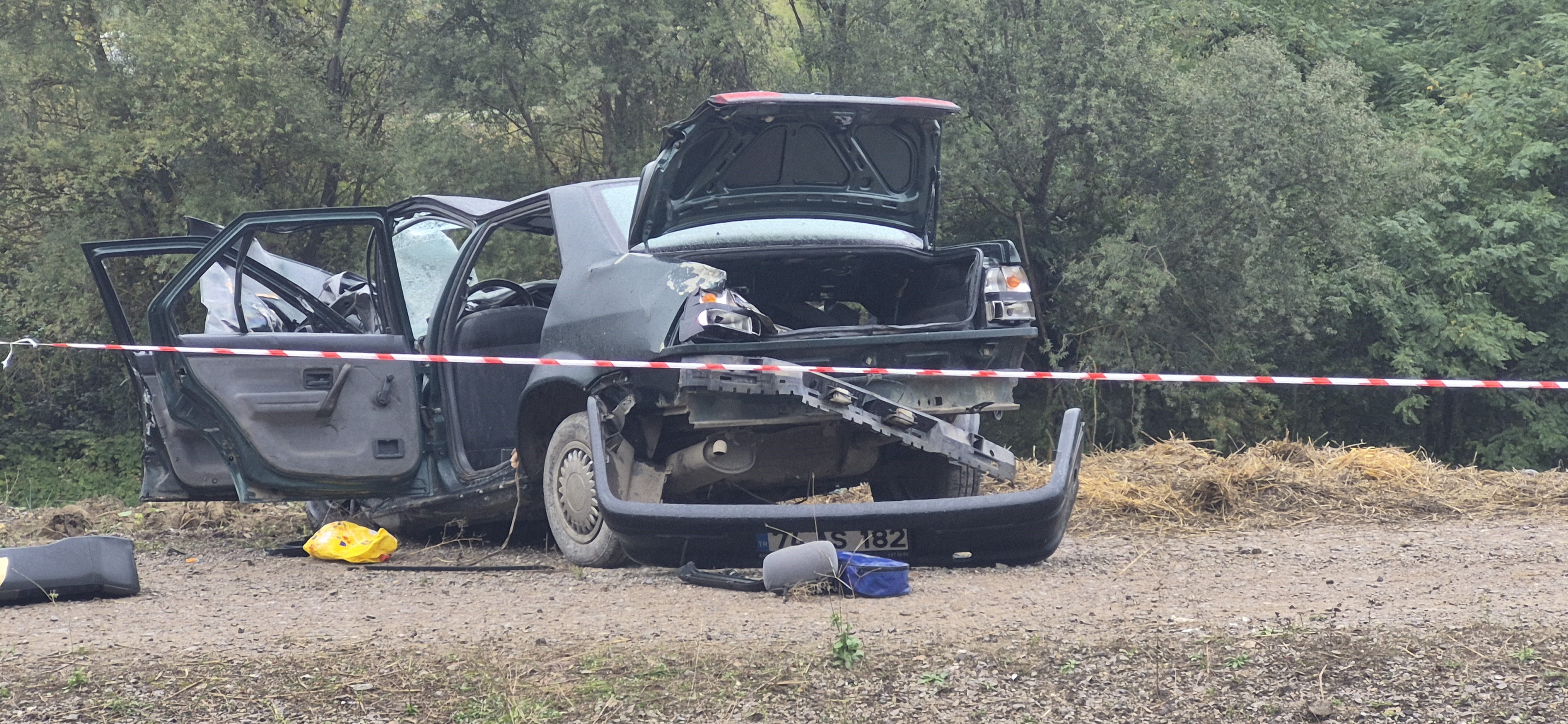 Bartın’da Tır Ile Otomobilin Çarpıştığı Kazada 1 Kişi Öldü, 2 Kişi Yaralandı (4)