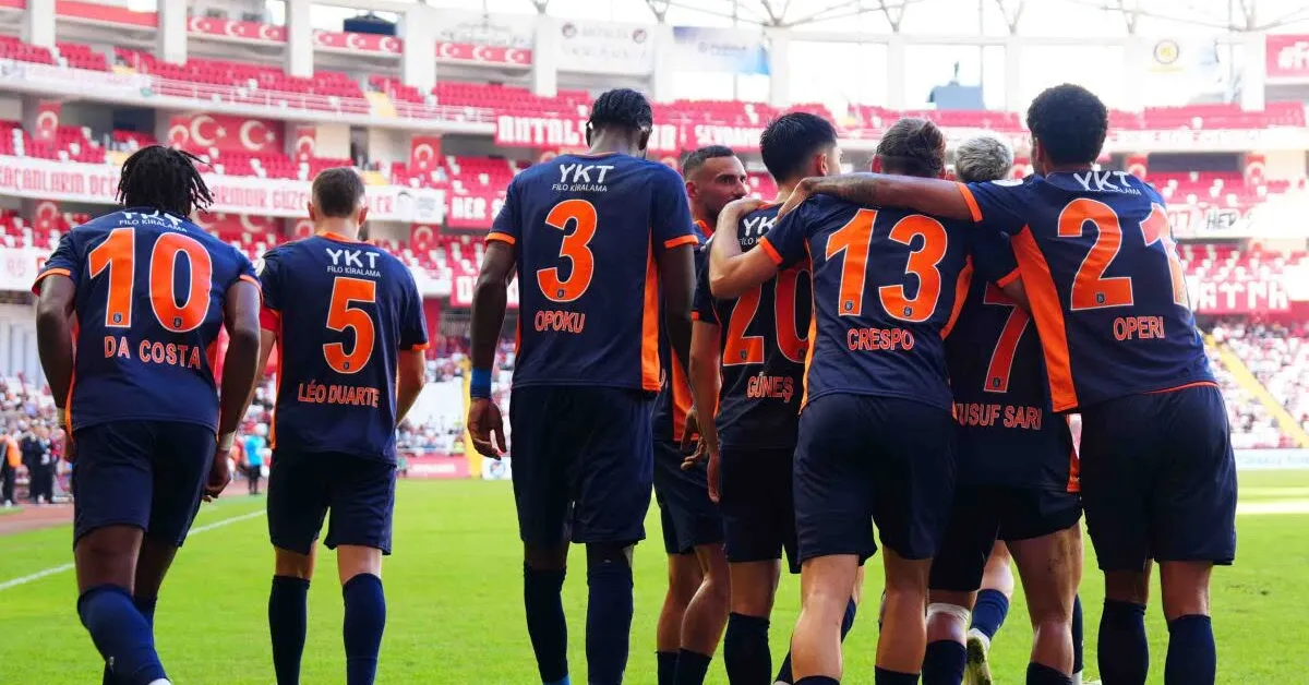 Başakşehir'in Sponsorları Kimler, Kaç Tane Sponsoru Var, Sponsor Gelirleri Ne Kadar, Yeni Sponsorluklar Gelecek Mi (3)