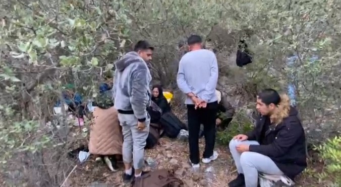 Bodrum'da 33 Düzensiz Göçmen Yakalandı, 21'I Kurtarıldı (1)