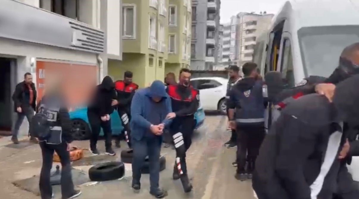 Bursa Merkezli 6 Ilde Fuhuş Operasyonu (4)