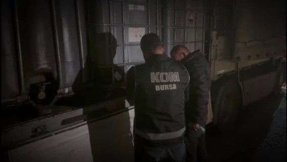 Bursa’da 26 Bin Litre Kaçak Akaryakıt Ele Geçirildi (4)