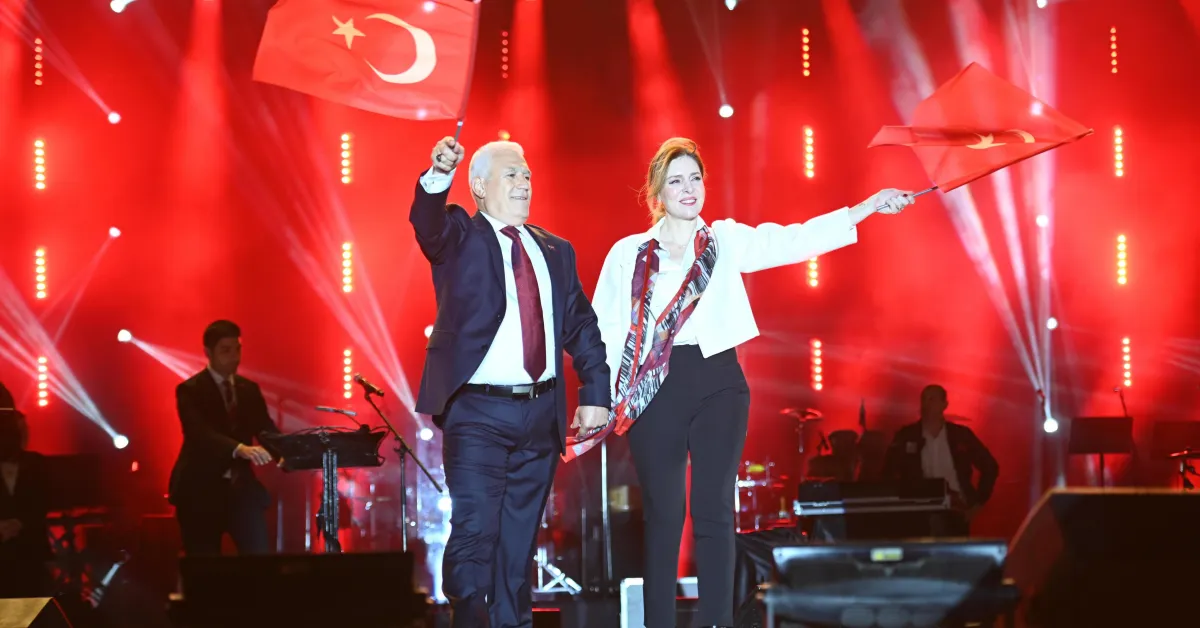 Bursa'da Cumhuriyet Bayramı Yıldızlar Geçidi (3)