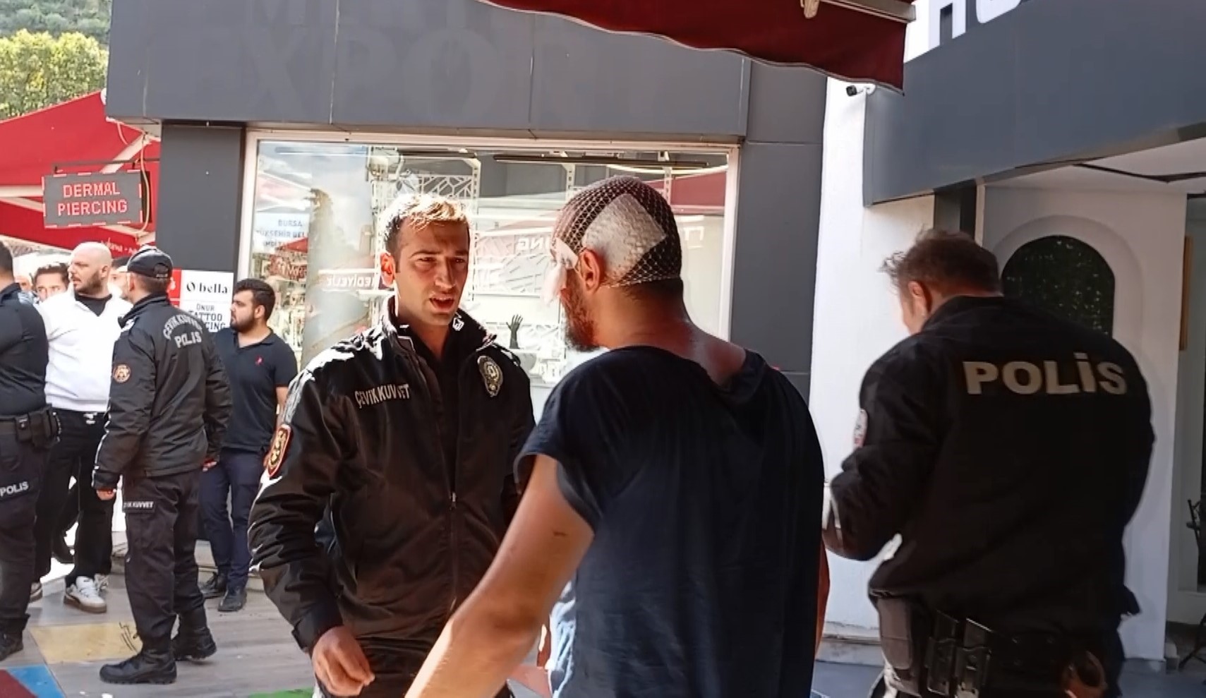 Bursa'da Esnaf Kavgası Kanlı Bitti (3)