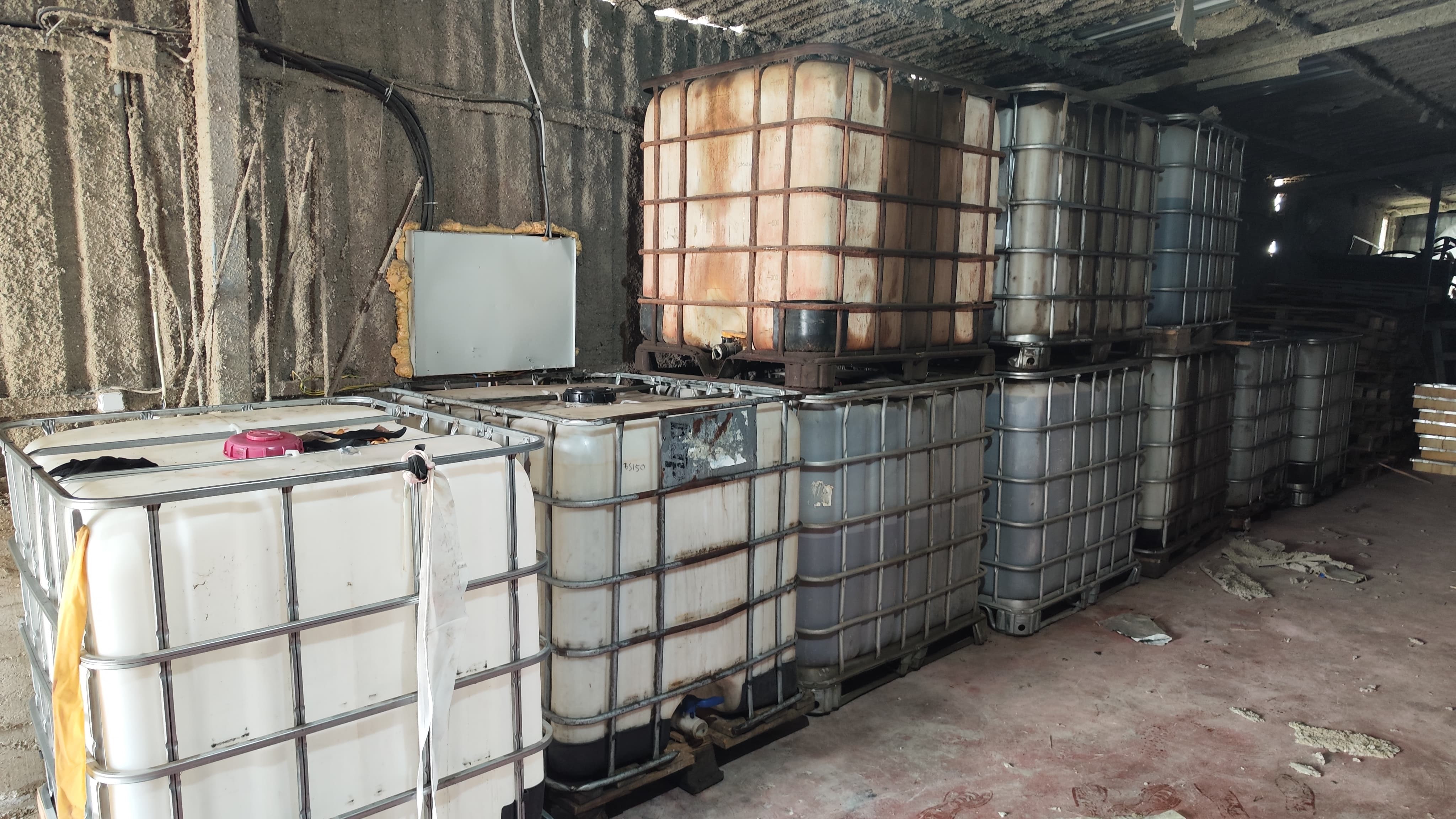 Bursa'da Kaçak Motor Yağı Üretimine Operasyon (1)