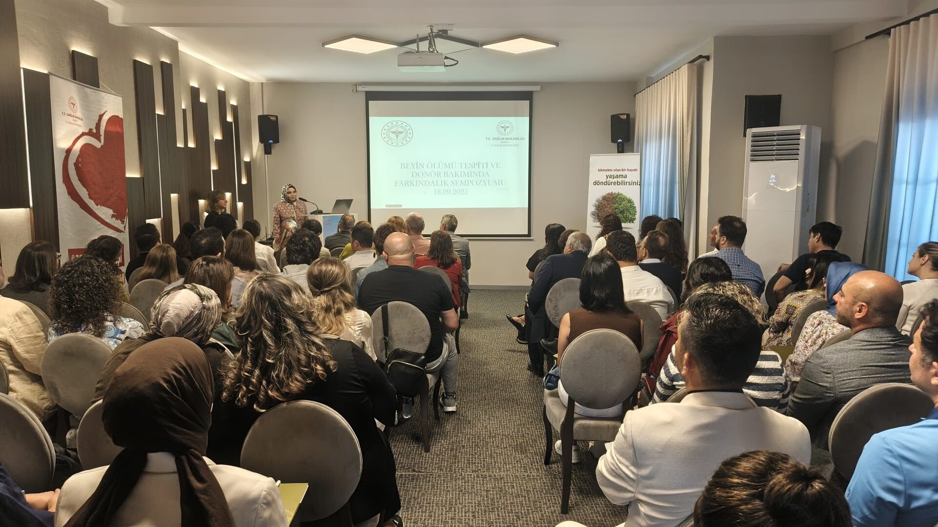 Bursa’da Organ Bağışı Farkındalığı Için “Beyin Ölümü Tespiti Ve Donör Bakımı Sempozyumu” Düzenlendi (4)
