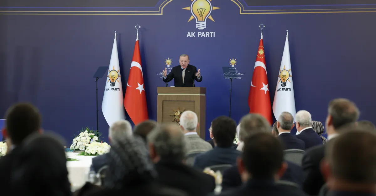 C U M H U R B A S K A N I E R D O G A N L I N C K O R O S U N U N K A 953915 283154 Gencgazete