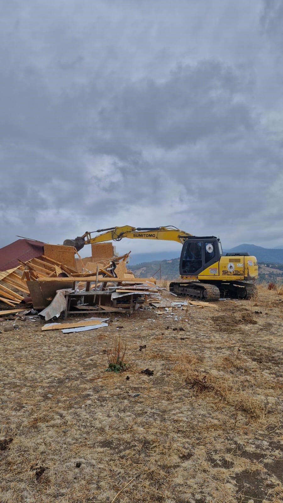 Çanakkale'de 16 Kaçak Yapı Yıkıldı (2)