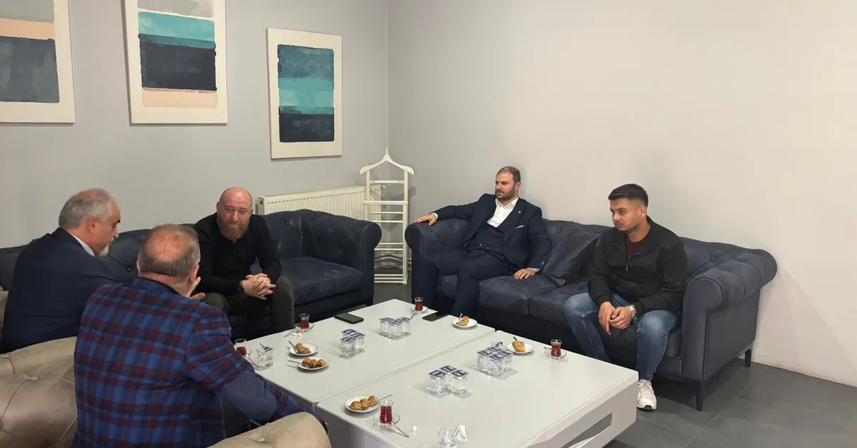 Chp İnegöl İlçe Başkanı Zemci Şahin’den Genç Gazete’ye Ziyaret (1)