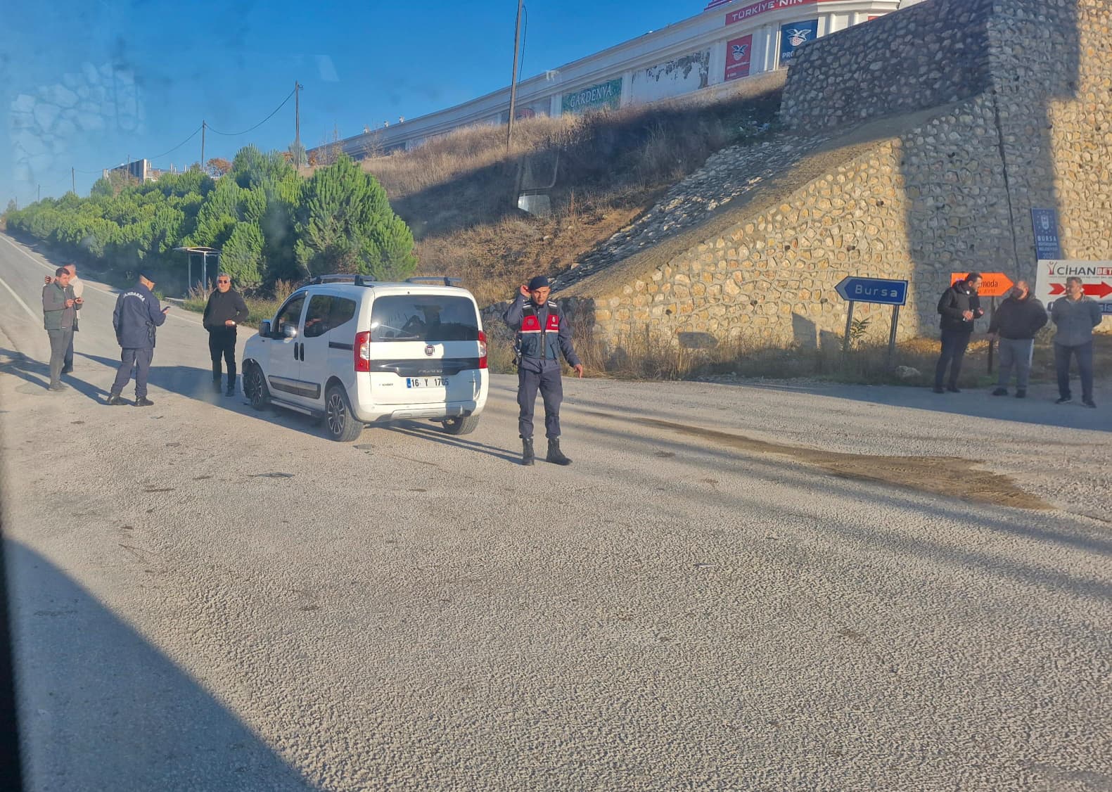 İnegöl’de Korkutan Kaza! Yaralılar Var