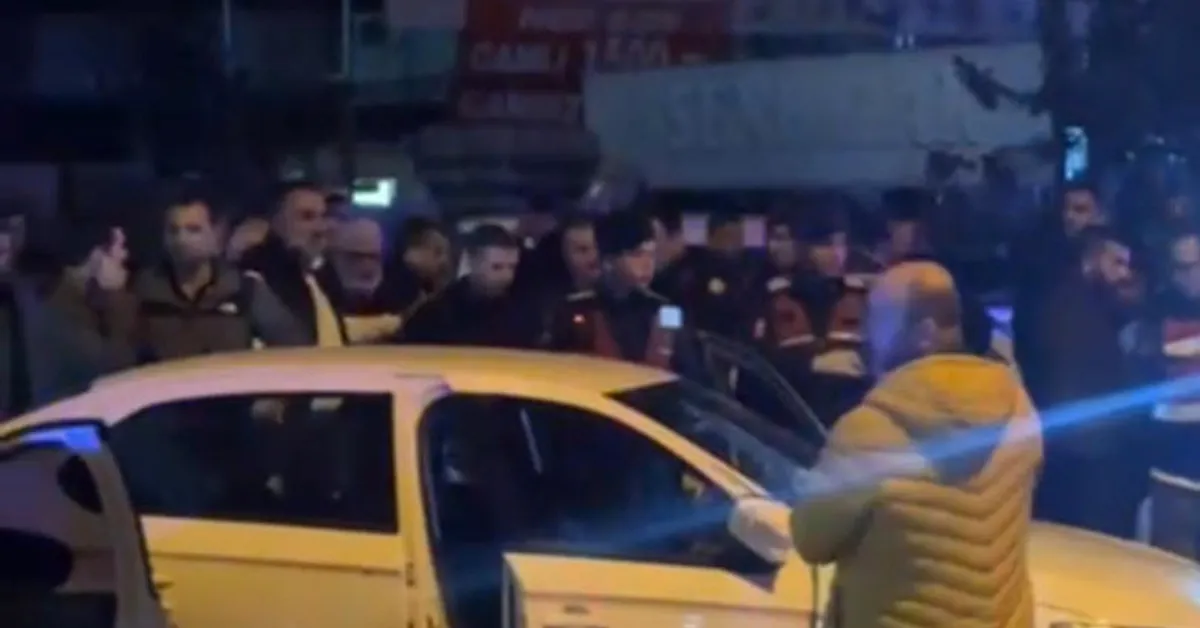 E V I N D E C E S E D I B U L U N A N K I S I Y I D E C E Z A E V I 973353 289049 Gencgazete