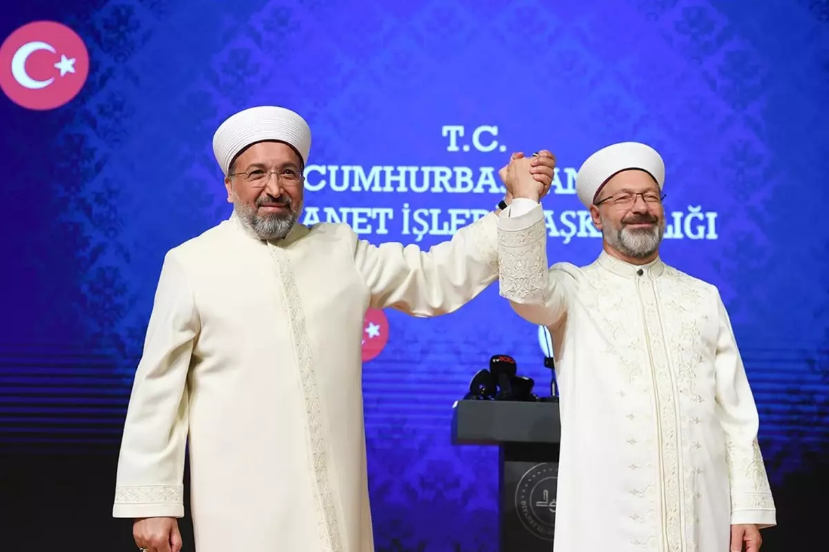 Erdoğan, Diyanet'te Ali Erbaş Dönemi Kadrolarını Görevden Aldı (1)-2