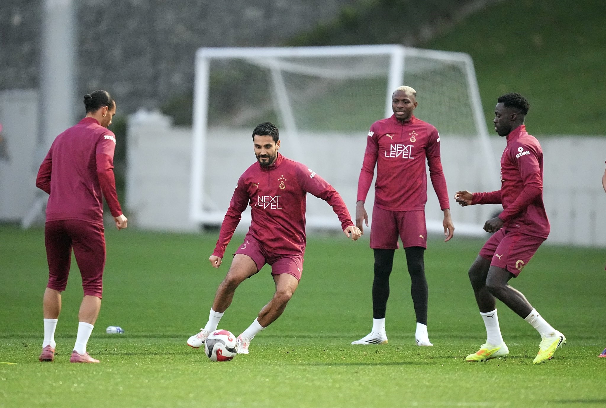 Galatasaray, Başakşehir Maçı Hazırlıklarını Tamamladı (1)