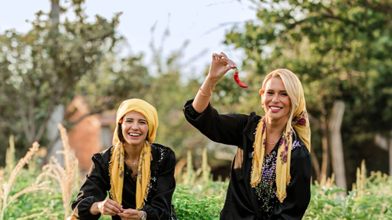 Hatice Nur Ege Kimdir, Nerelidir, Kaç Yaşında? Ne İş Yapıyor, Hangi Kitapları Yazdı?-2