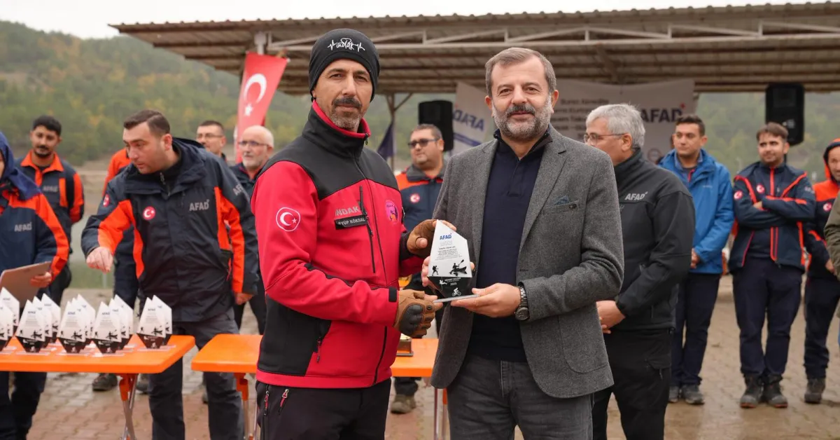 İndak, Bursa’daki Afet Yarışmasında 2’Nci Oldu (2)