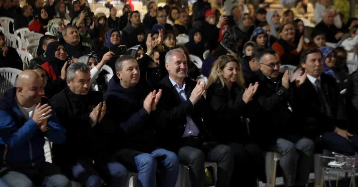 İnegöl Cumhuriyet Coşkusunu Sokaklara Taşıdı (9)