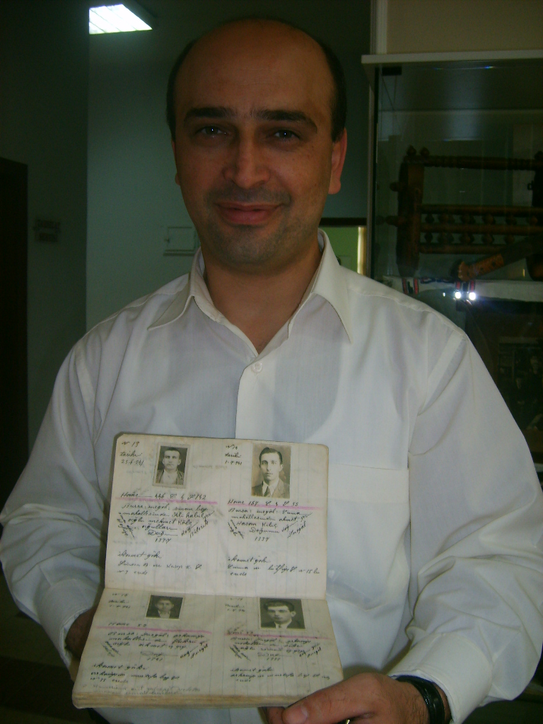 İnegöl’de 1940’Lı Yıllarda Bisiklet Ehliyeti Verildi Arsiv Haber 2007 Gencgazete (3)-1