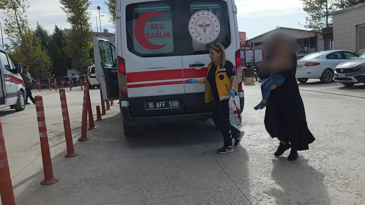 Inegolde 2 Yasindaki Cocuk Kaynar Suyla Yaralandi-1