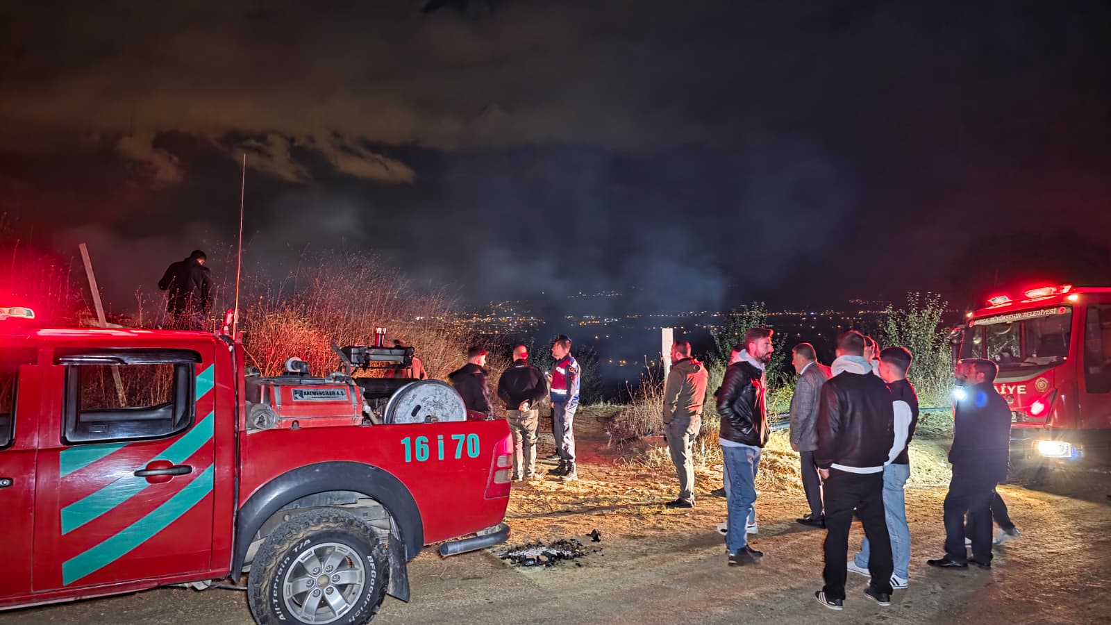 İnegöl’de Baraka Yangını Korkuttu Gencgazete (6)