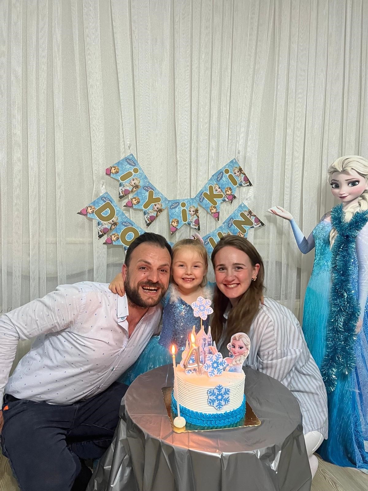 İnegöl’de Berra Dizi’yi Ölümünden Sonra Mebbi̇s’e Kaydedip Okula Geldi Gibi Göstermişler (4)