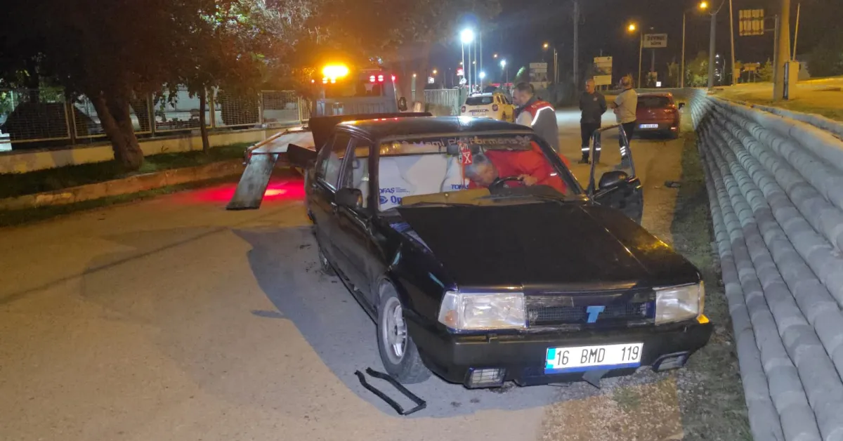 İnegöl’de “Dur” Ihtarına Uymayan Sürücü Kaza Yaptı