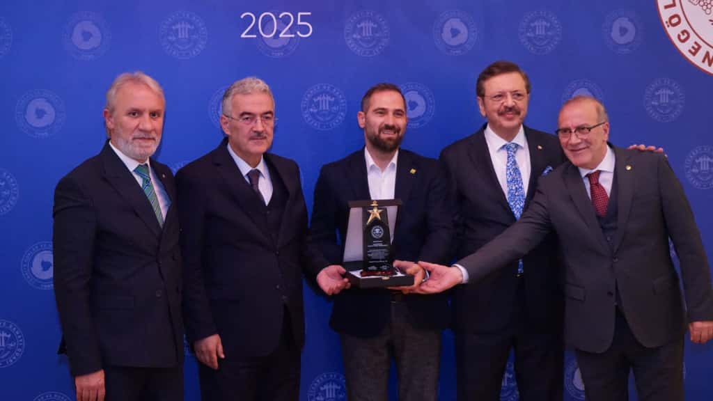 İnegöl’de “İhracatın Yıldızları” Ödülleri Sahiplerini Buldu (1)