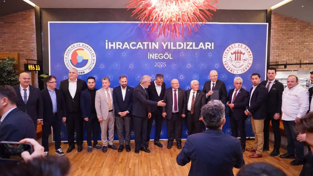 İnegöl’de “İhracatın Yıldızları” Ödülleri Sahiplerini Buldu (6)