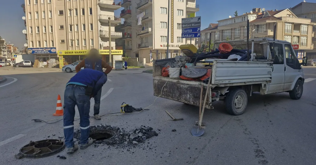 İnegöl'de O Caddedeki Rögar Sonunda Dolduruldu! (2)