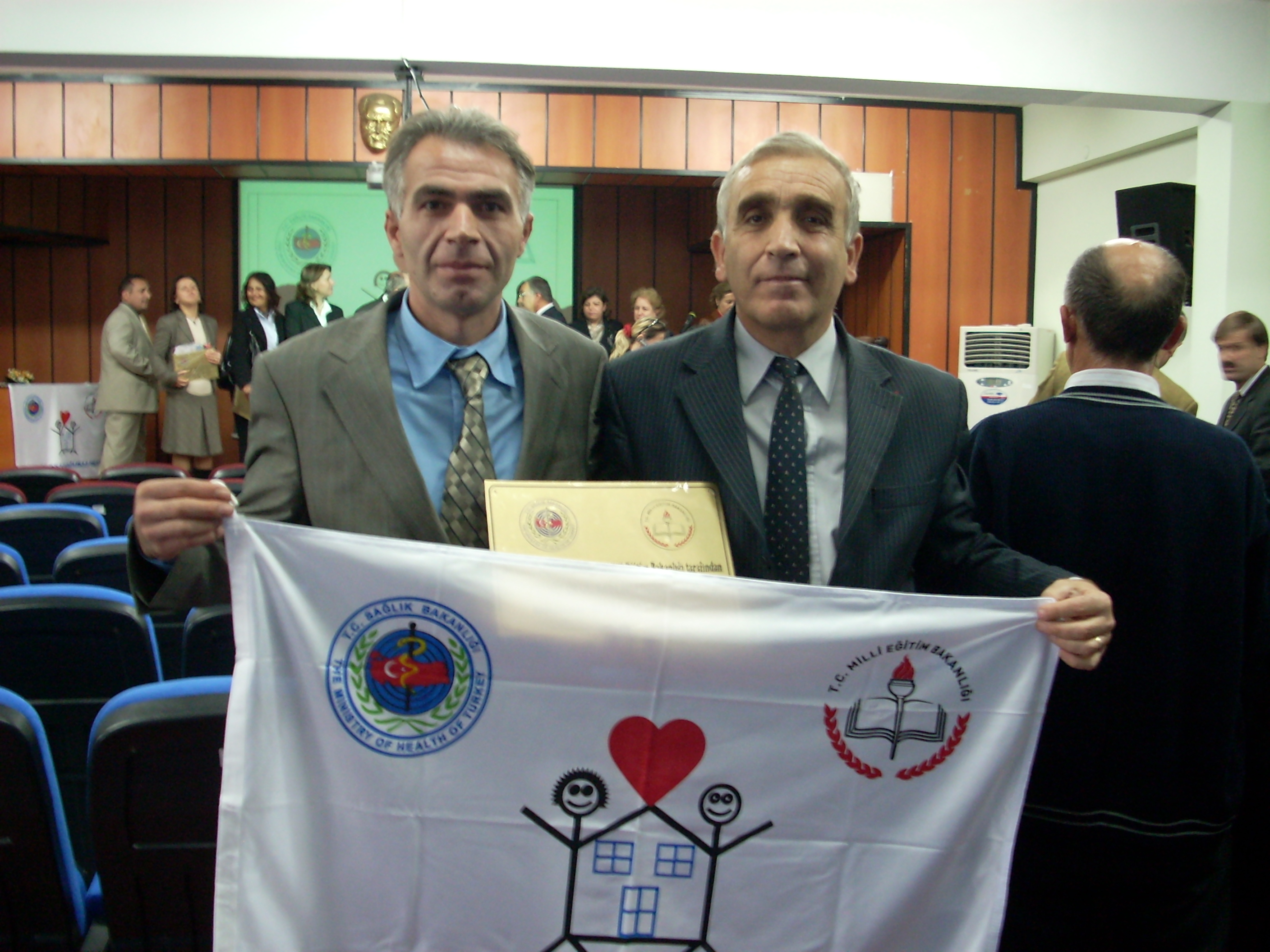 İnegöl’den 10 Okul “Beyaz Bayrak Arsi̇v Haber Gencgazete (2)