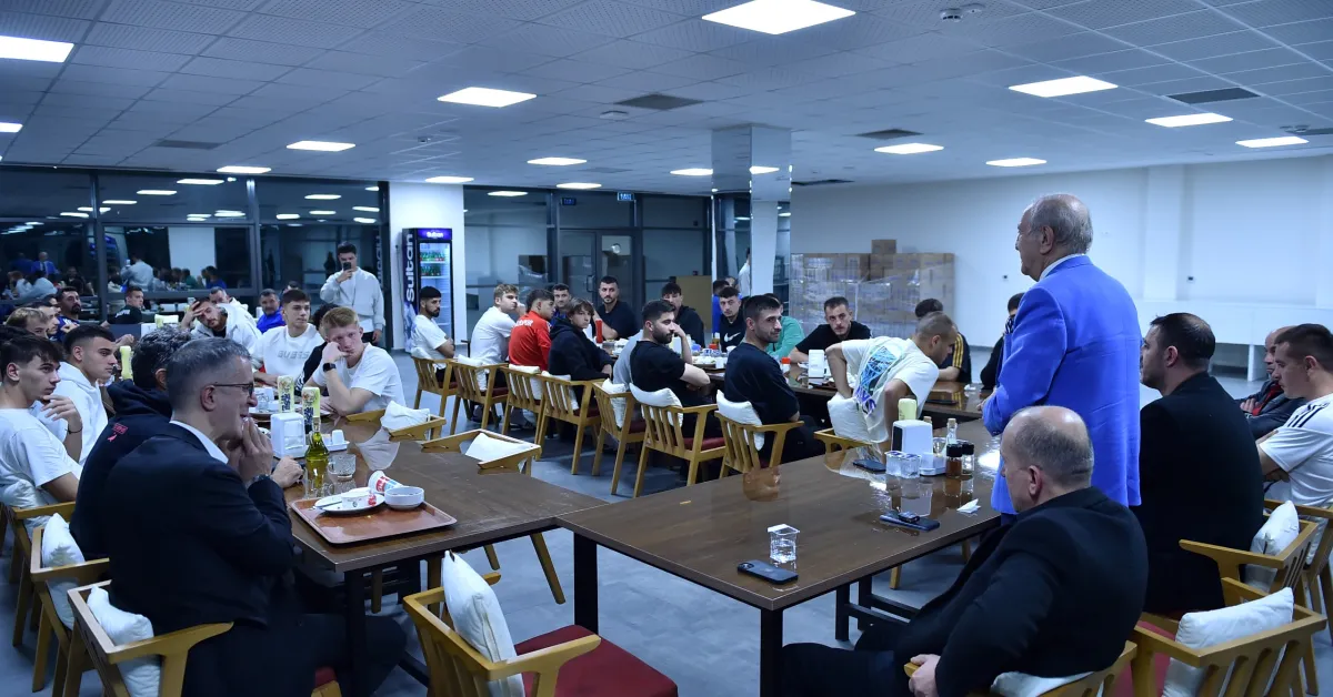 İnegölspor’un Eski Başkanlarından Anlamlı Ziyaret (2)