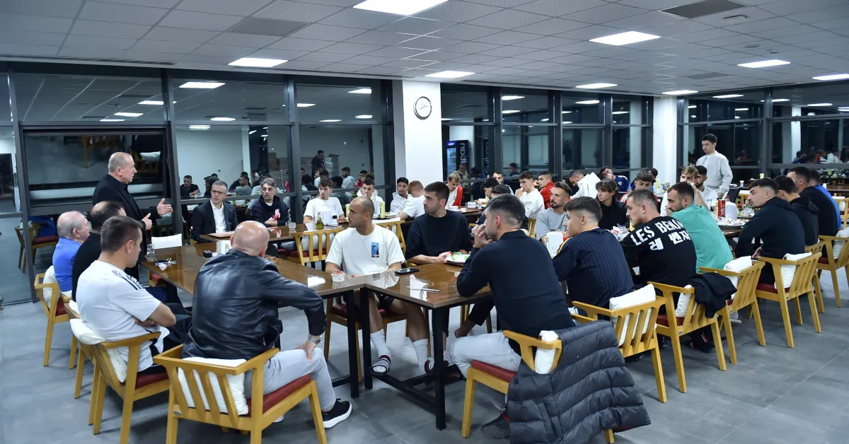 İnegölspor’un Eski Başkanlarından Anlamlı Ziyaret (5)