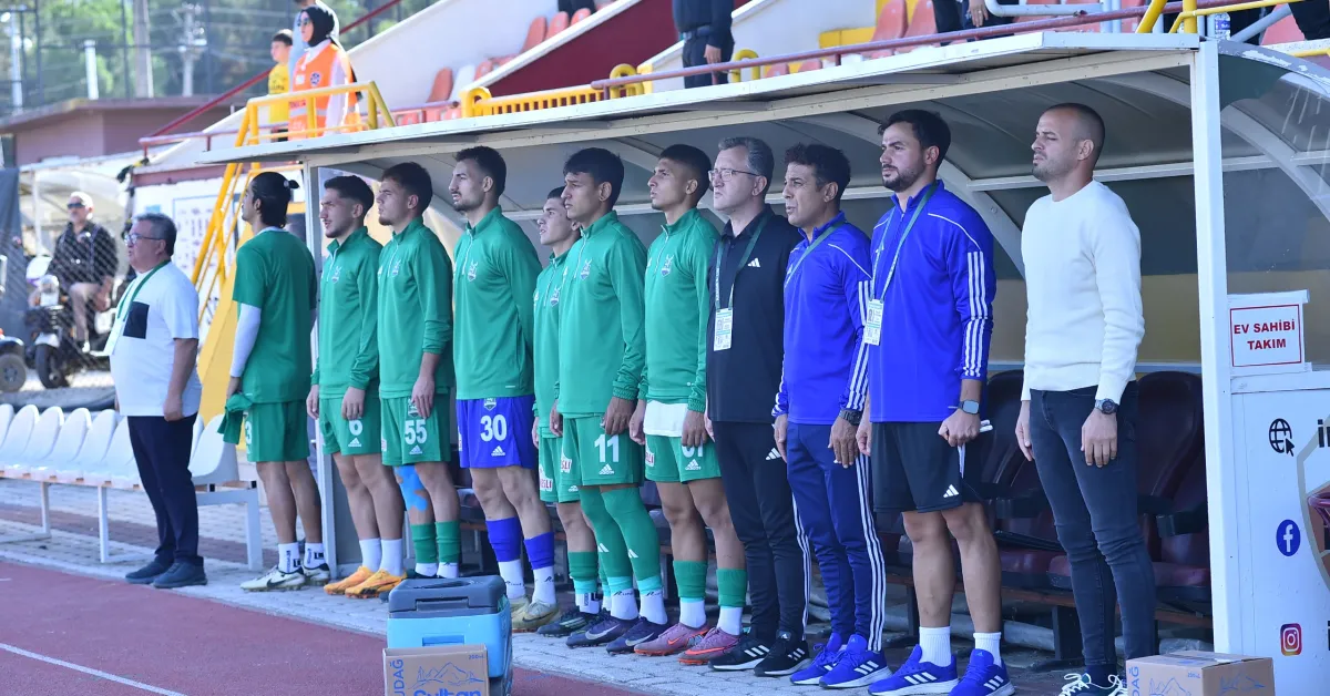 Kafkasspor 8 Kişiyle Tarihi Zafer Yazdı (3)