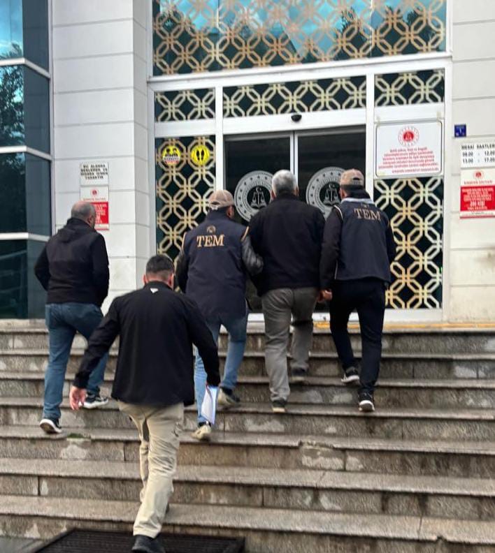 Kırşehir'de Fetö Firarisi Bodrum Katında Yakalandı (1)