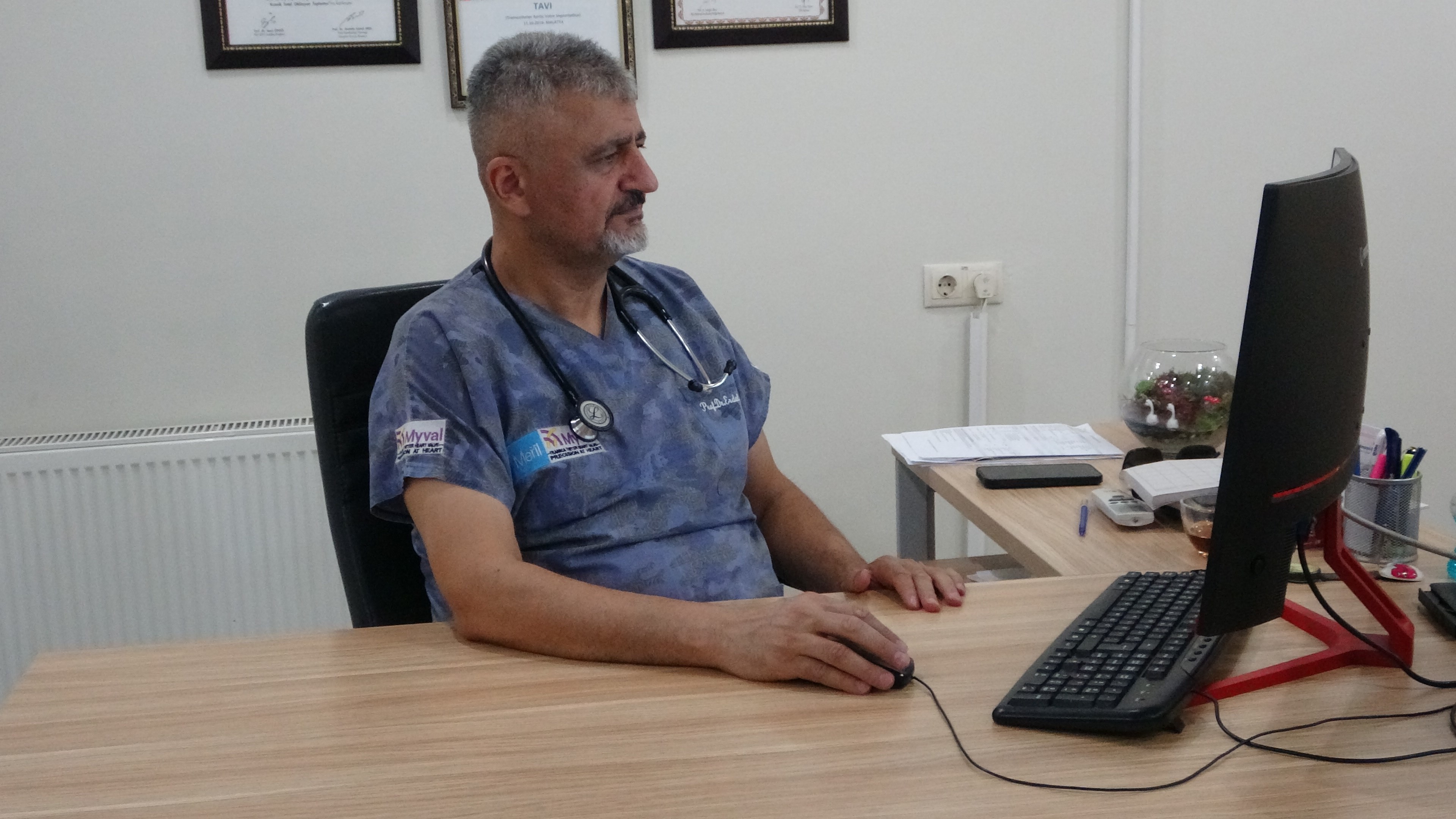 Kovid Aşıları Kalp Krizi Ve Felç Riskini Azaltıyor (1)