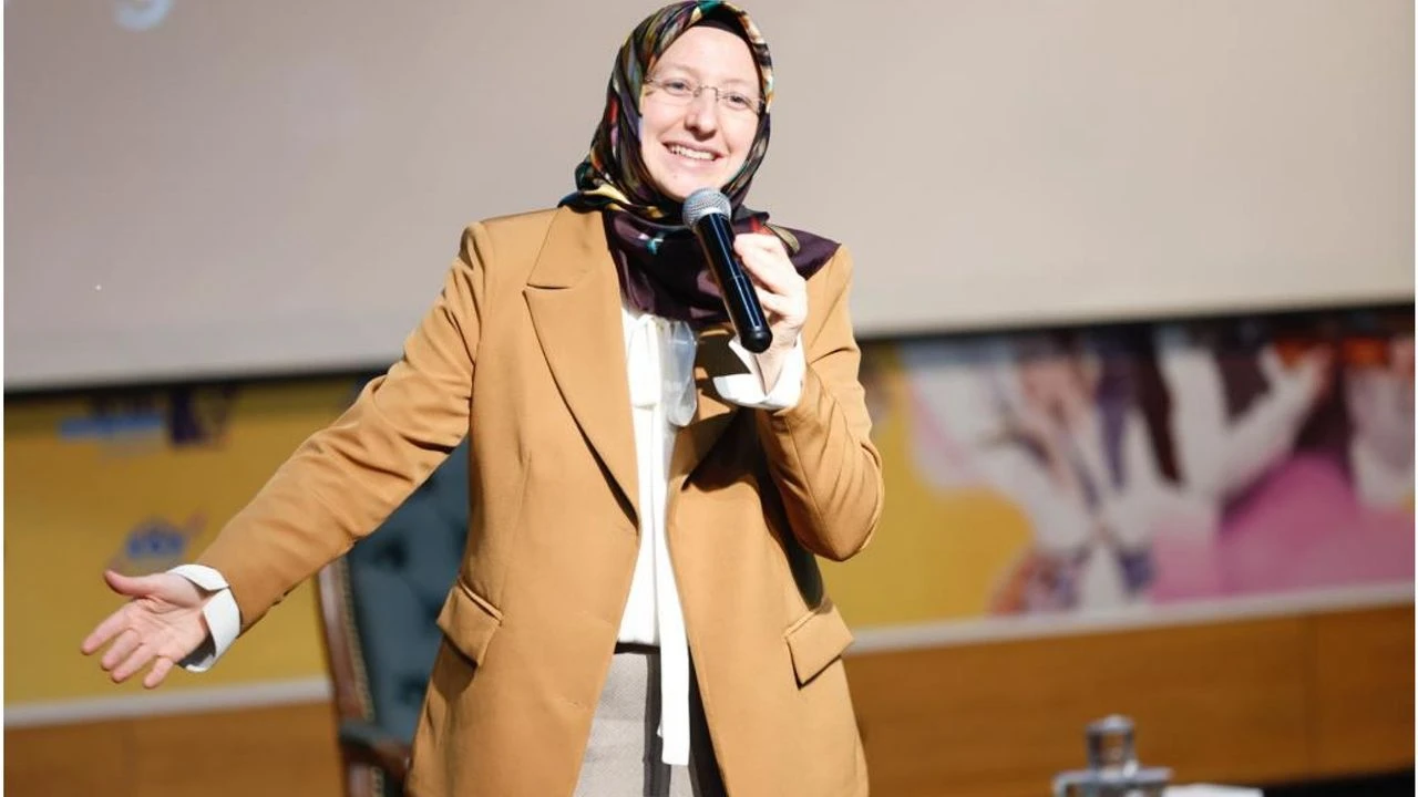 Merve Gülcemal Kimdir-1