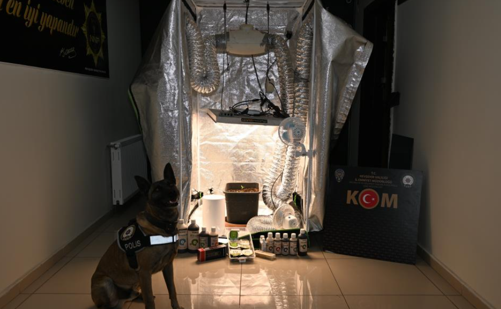 Nevşehir Devlet Hastanesi Rüşvet Operasyonunda 20 Gözaltına Alındı (4)