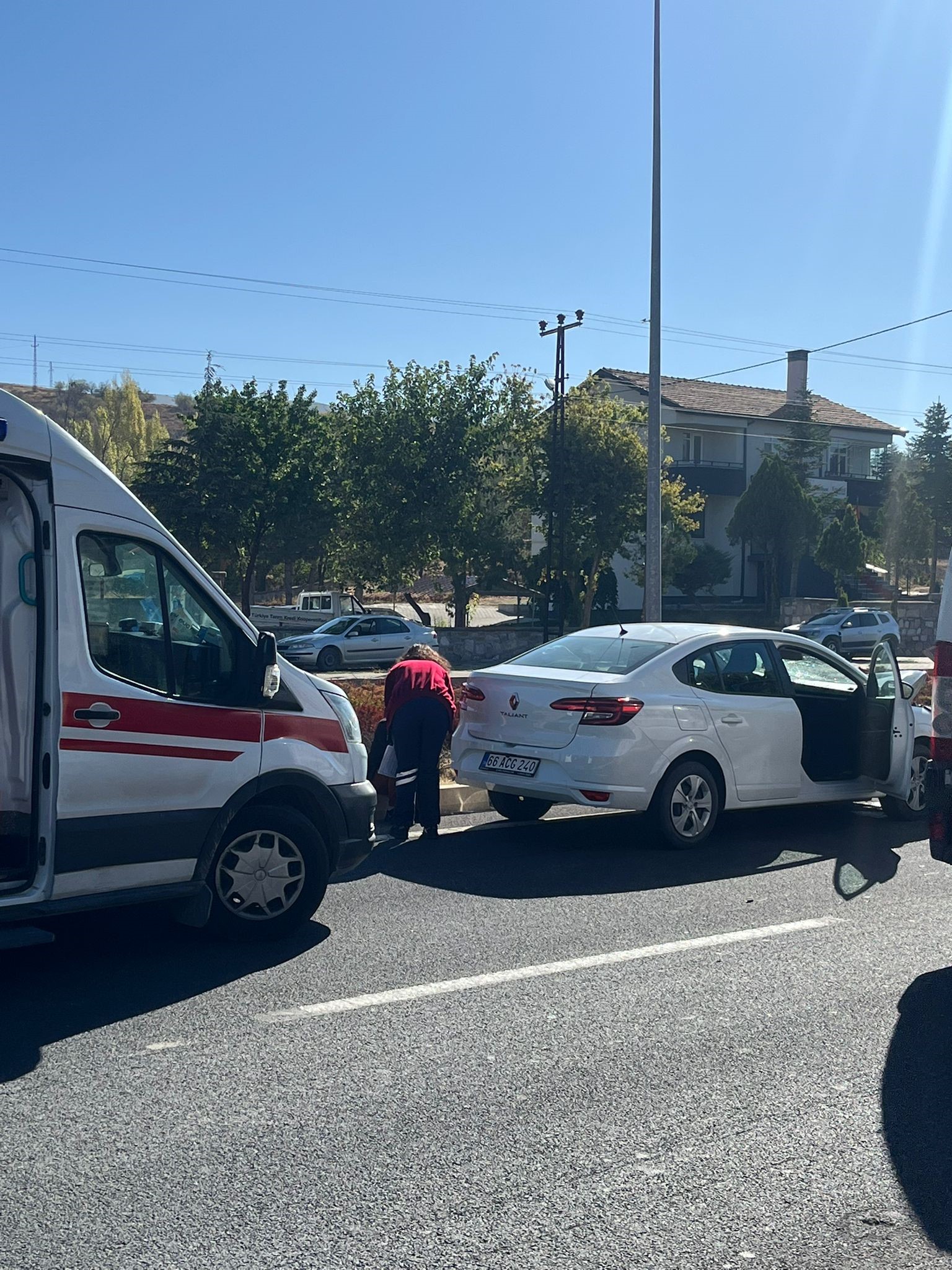 Otomobilin Çarptığı Kadın Hayatını Kaybetti (3)