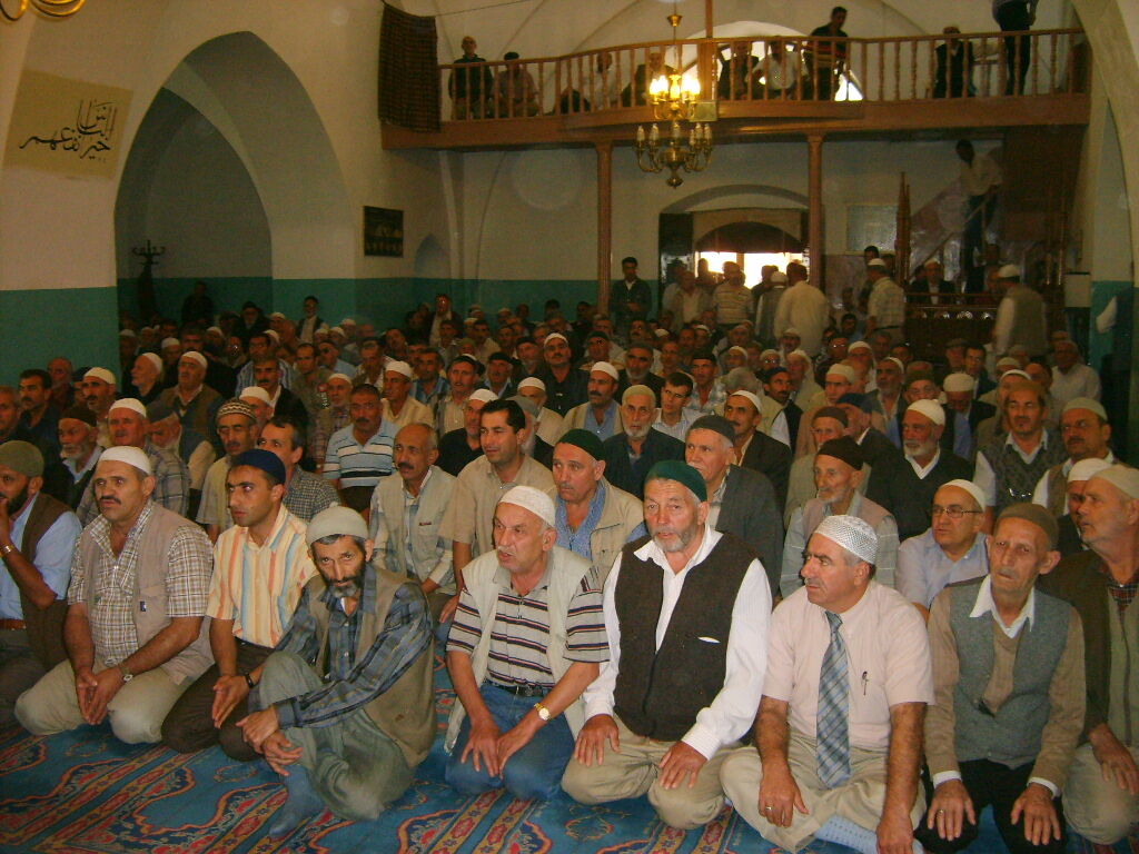 Peygamber Sevgisi İnegöl İshakpaşa Camii Mazi 2007 Gencgazete (1)