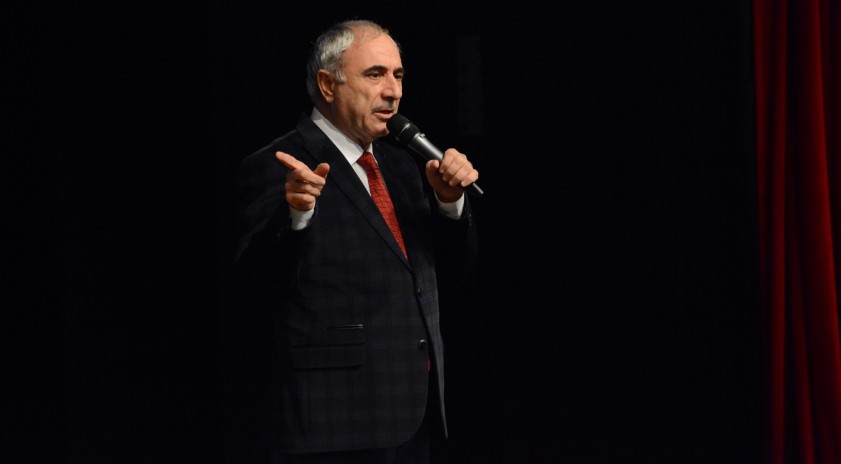 Nurullah Genç Kimdir, Nerelidir, Kaç Yaşında? Ne İş Yapıyor, Hangi Kitapları Yazdı?-1