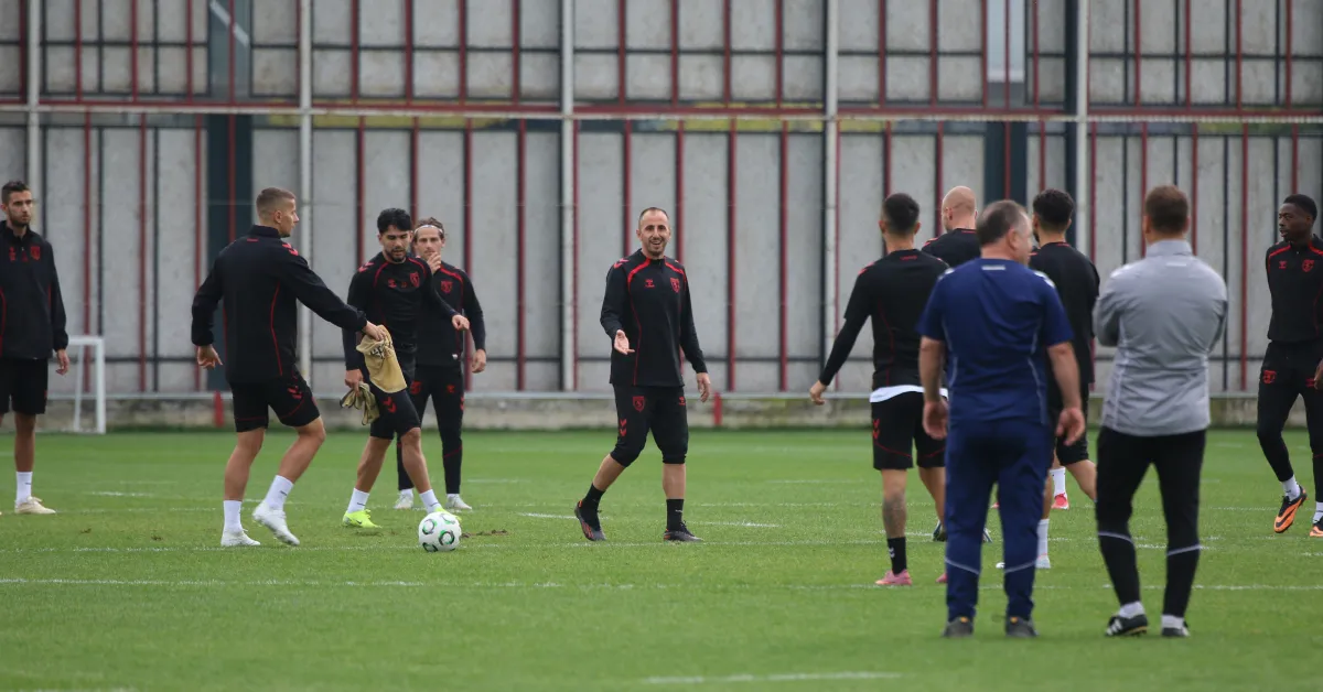 S A M S U N S P O R D I N A M O K I E V M A C I H A Z I R L I K L A R 976106 289869 Gencgazete