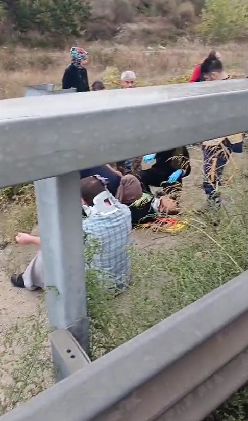 S U K A N A L I N A D U S E N O T O M O B I L D E K I 4 K I S I Y A 958790 284706