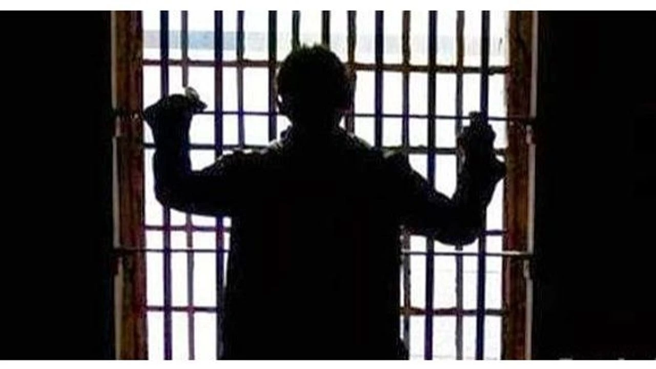 Suca Suruklenen Cocuk 7Fece